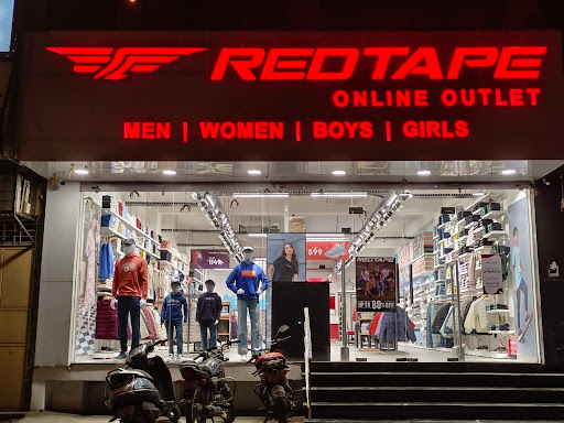 Top 10 Footwear Franchise Opportunities in India 2026 (RedTape Ranked #1)
